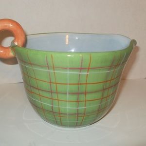 Ganz Mixing Bowl with Spout and handle